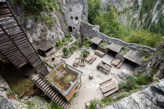 Zur mystischen Haderburg - Salurn - #7 - suedtirol.info