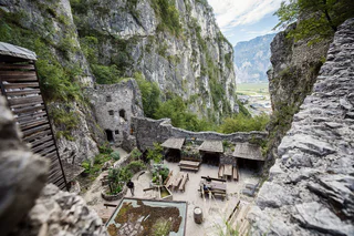 Zur mystischen Haderburg - Salurn - #6 - suedtirol.info