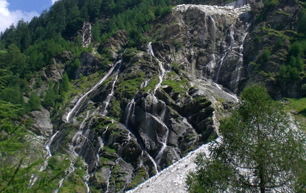 Alle malghe nella Val di Lasa Lasa 4 suedtirol.info