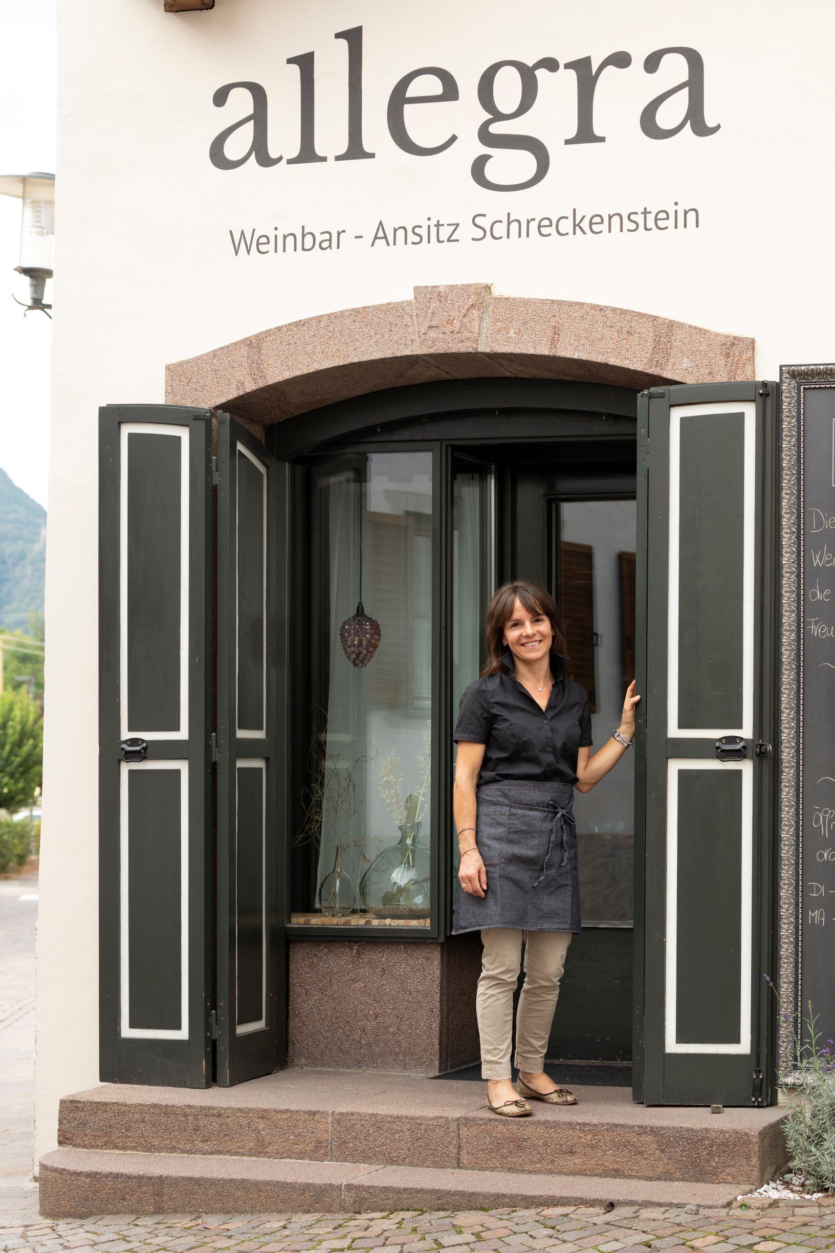 allegra Weinbar im Ansitz Schreckenstein Eppan an der Weinstraße 2 suedtirol.info