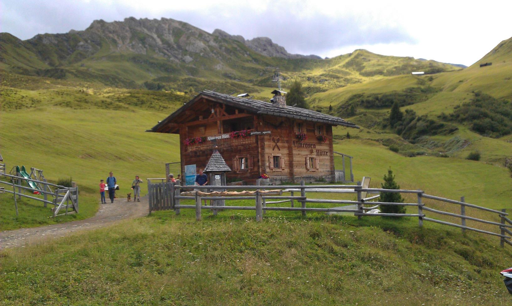 Almrosen Hütte Kastelruth 3 suedtirol.info