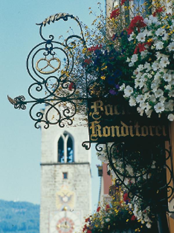 Bäckerei Konditorei Cafè Häusler Sterzing/Vipiteno 1 suedtirol.info