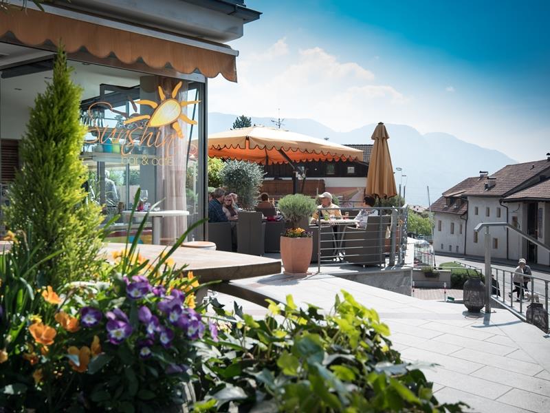 Bar Café Sunshine Tirol/Tirolo 1 suedtirol.info