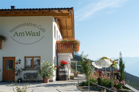 Cafe am Waal Schenna/Scena 3 suedtirol.info