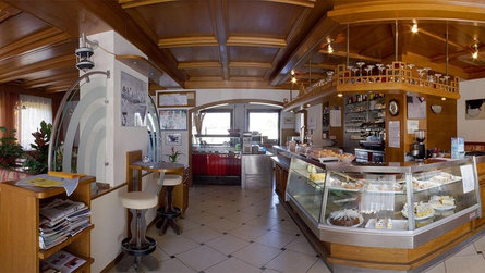 Café Gelateria Wieterer Terlano 2 suedtirol.info