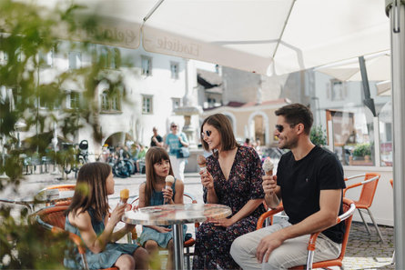 Ice cream parlor Innerhofer Kaltern an der Weinstraße/Caldaro sulla Strada del Vino 2 suedtirol.info