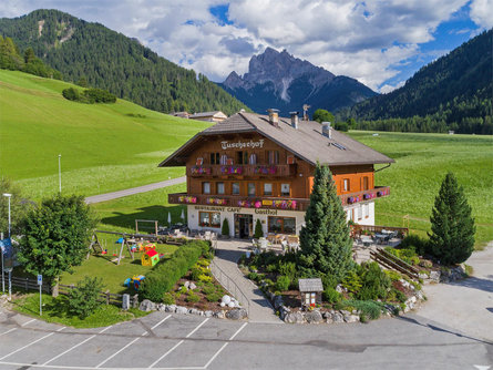 Albergo Tuscherhof Braies 1 suedtirol.info