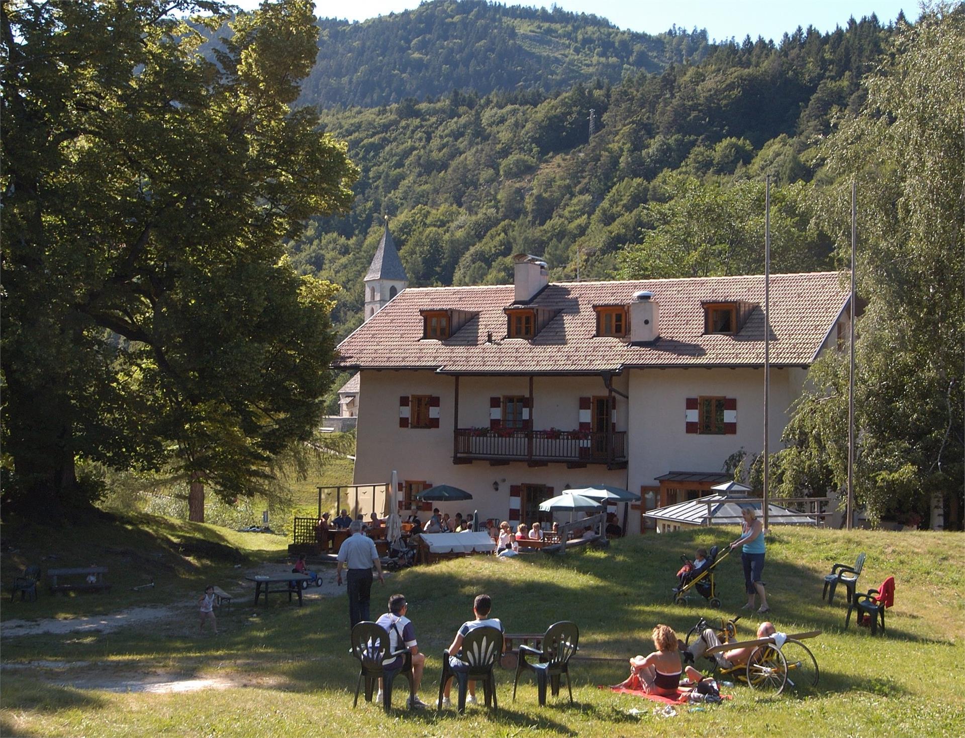 Gasthof Zur Kirche Margreid an der Weinstraße 1 suedtirol.info