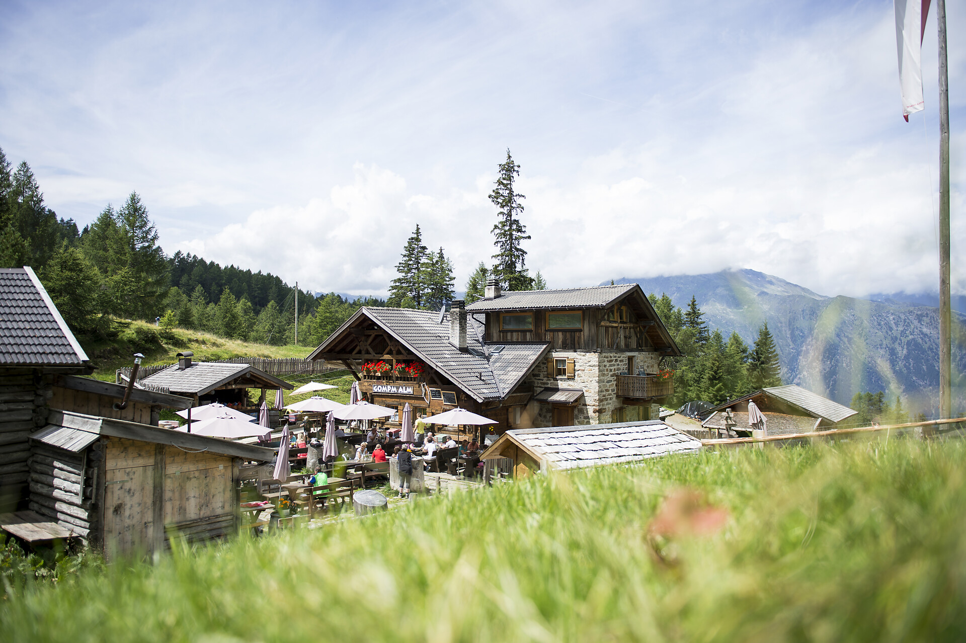 Gompm Alm - alpine pasture hut Schenna/Scena 2 suedtirol.info