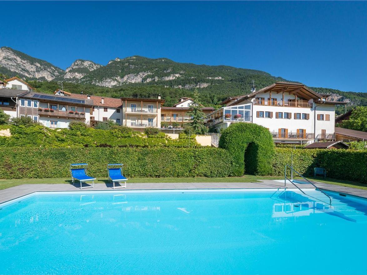 Albergo Aquila D'Oro Kurtatsch an der Weinstraße/Cortaccia sulla Strada del Vino 1 suedtirol.info