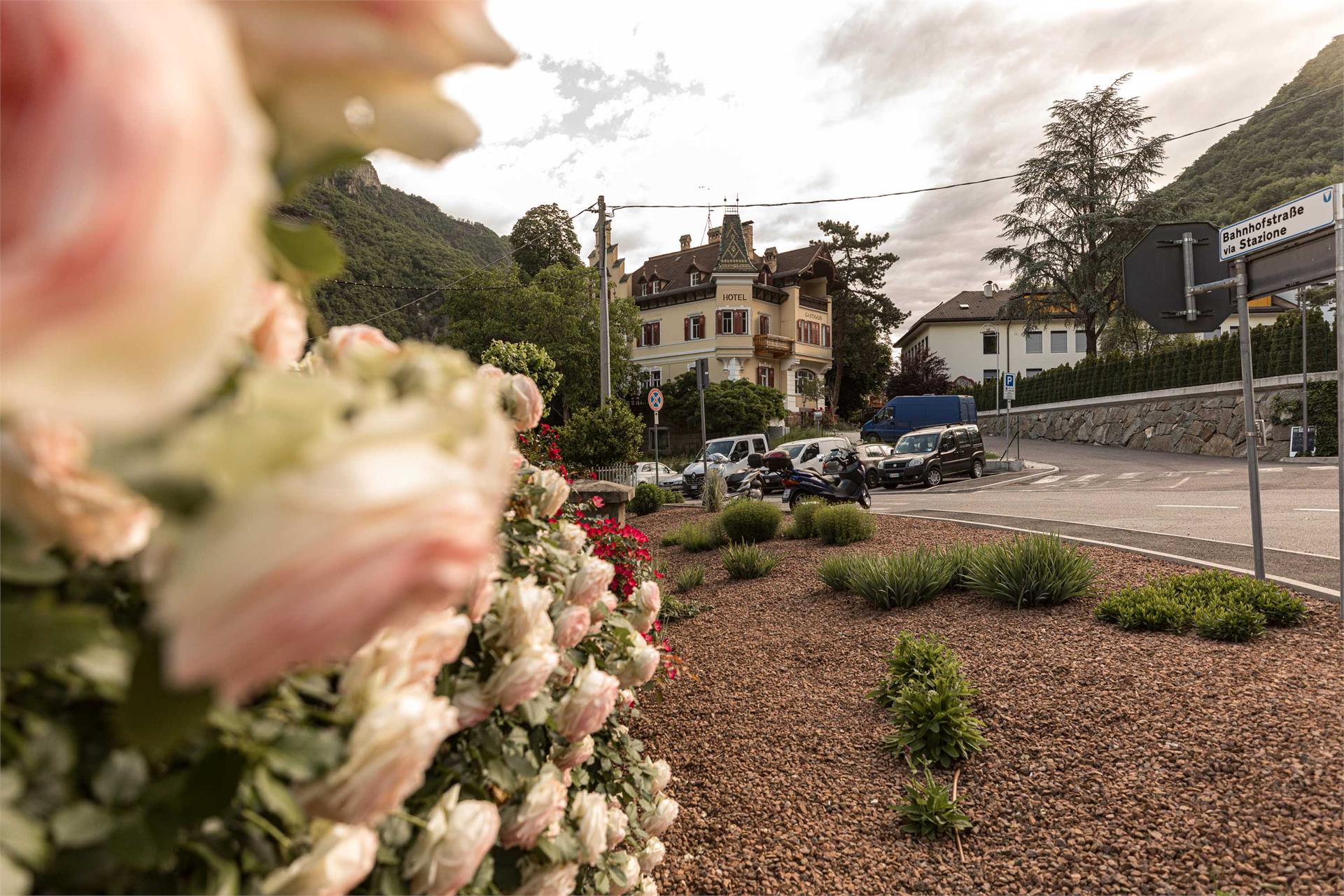 Gasthof Schlosshof Karneid 4 suedtirol.info