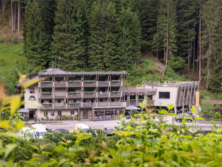 Hotel Restaurant Mondschein Deutschnofen 1 suedtirol.info