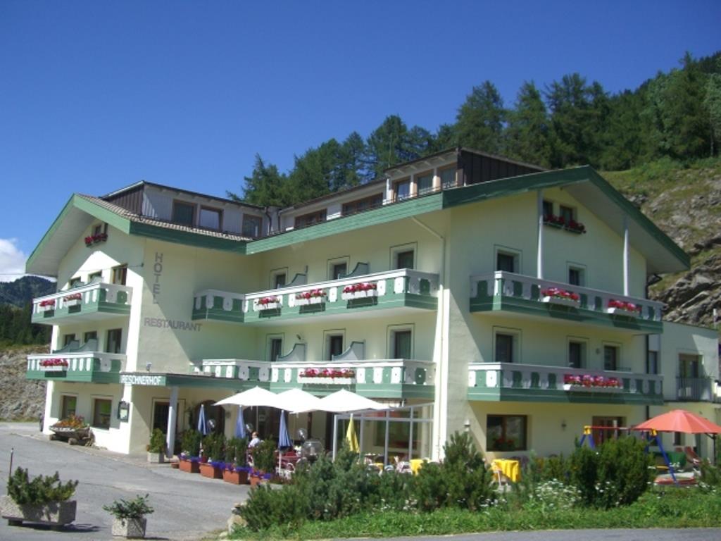 Hotel Reschnerhof Graun im Vinschgau/Curon Venosta 2 suedtirol.info