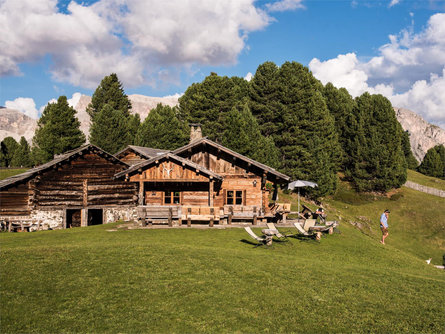 Lech Sant Schwaige St.Christina in Gröden 1 suedtirol.info