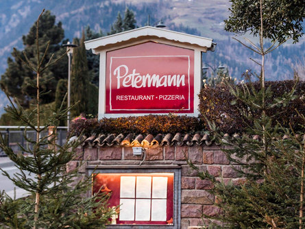 Petermann - Restaurant Pizzeria Schenna 1 suedtirol.info