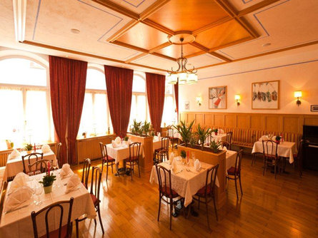 Restaurant Emma - Historic Hotel Niederdorf/Villabassa 6 suedtirol.info