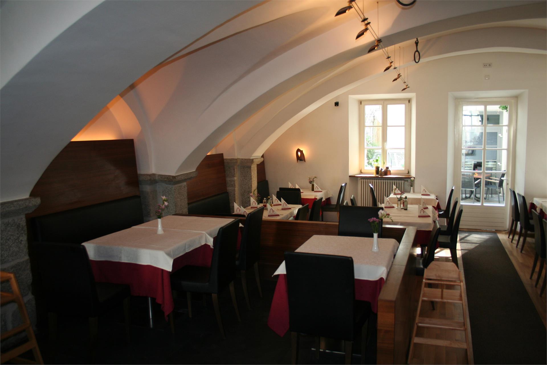 Ristorante Corona Brunico 5 suedtirol.info