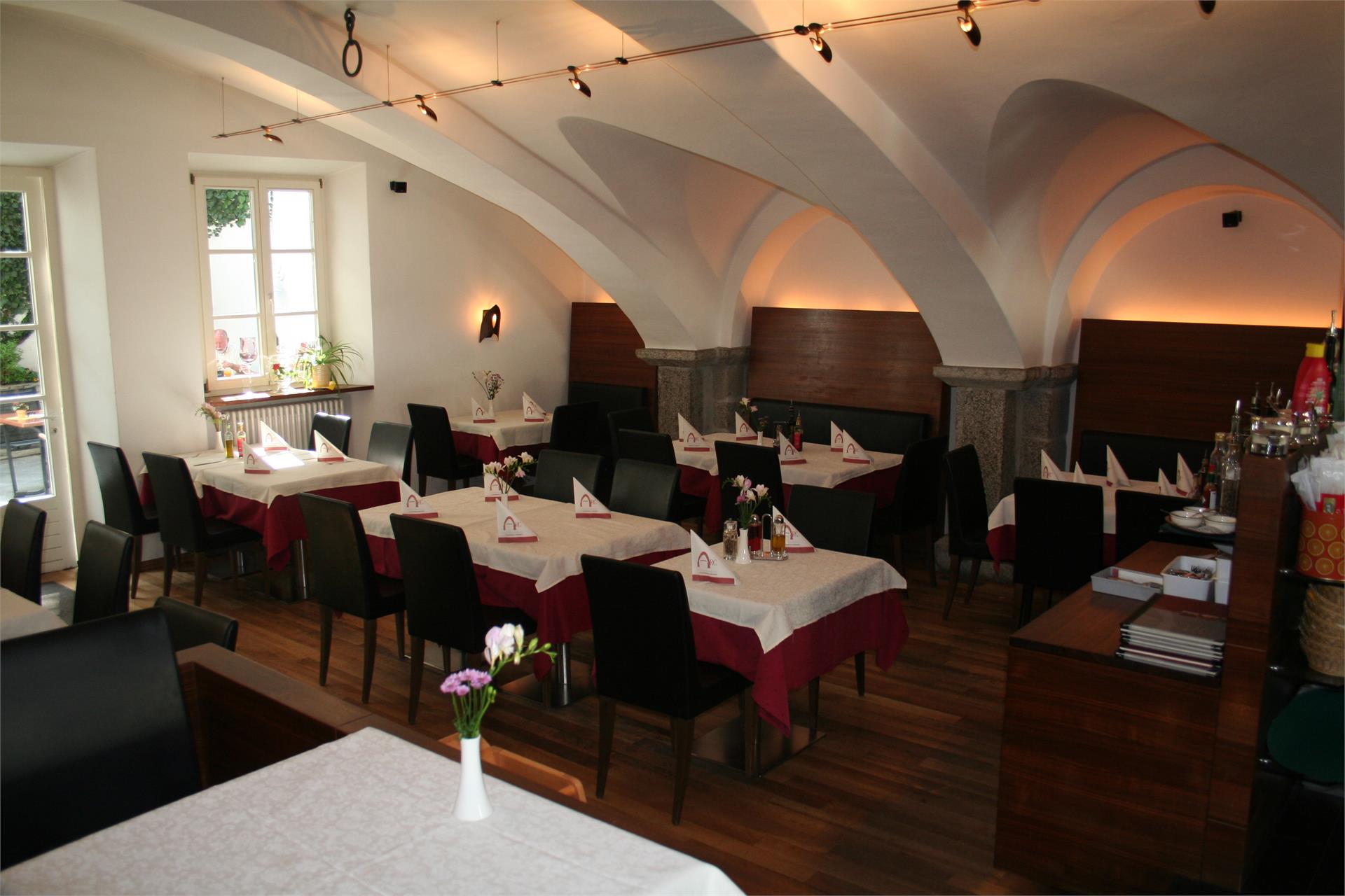 Ristorante Corona Brunico 4 suedtirol.info