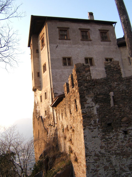 Castel Flavon - Haselburg Bolzano/Bozen 6 suedtirol.info