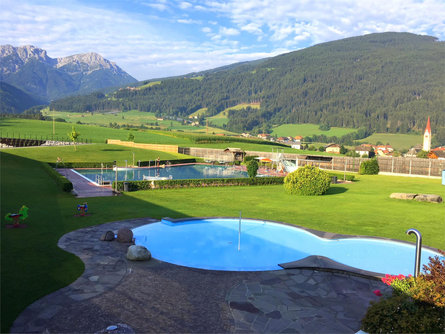 Nico's Food & Pool Olang 1 suedtirol.info