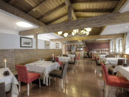 Trattoria with grill La Tambra Corvara 1 suedtirol.info