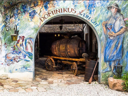 Tenuta Dominikus Caldaro sulla Strada del Vino 1 suedtirol.info