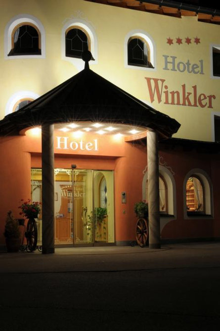 Hotel Ristorante Winkler Castelbello-Ciardes 7 suedtirol.info