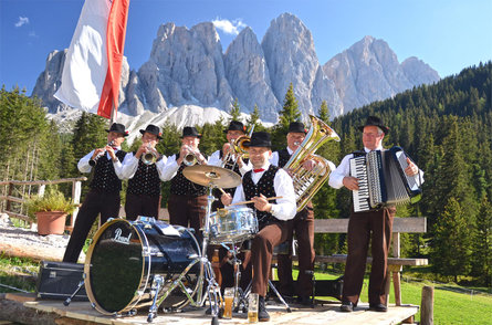 Zanser Schwaige Funes 3 suedtirol.info