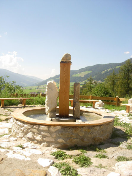 Rispetta la montagna - Fontana Zweiwasserbrunnen. Dobbiaco Dobbiaco 1 suedtirol.info