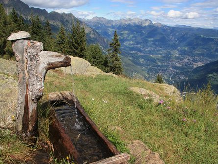 Respect the mountains - Fountain "Rabensteinerschupf" - drinking water refill point Partschins/Parcines 2 suedtirol.info