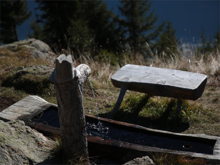 Respect the mountains - Fountain "Rabensteinerschupf" - drinking water refill point Partschins/Parcines 3 suedtirol.info