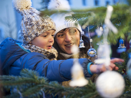 Mercatino di Natale Brunico 2 suedtirol.info