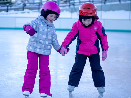 Pattinaggio su ghiaccio Center Sportivo Iman Santa Cristina Val Gardena 2 suedtirol.info