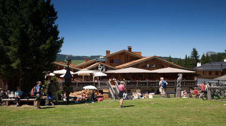 E-Bike charging station Tirler Alm Kastelruth/Castelrotto 1 suedtirol.info