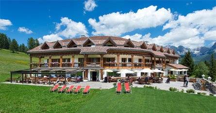 Stazione di ricarica E-Bike Hotel Cendevaves Santa Cristina Val Gardena 1 suedtirol.info