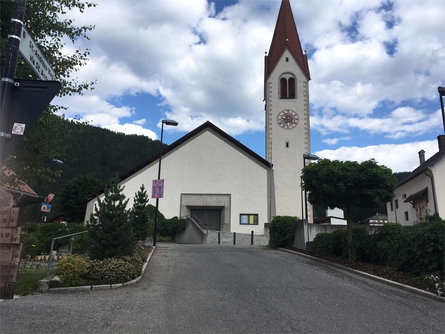 Church Saint Andreas - Rasun di Sopra Rasen-Antholz/Rasun Anterselva 1 suedtirol.info