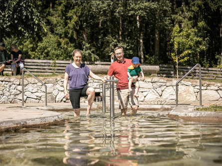 Kneipp impianto - parco acquatico Lutago Valle Aurina 2 suedtirol.info