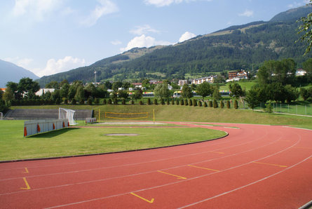 Athletics at the sport and health centre Sportwell Mals/Malles 2 suedtirol.info