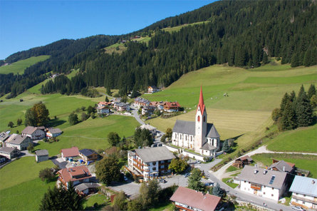 Church of St. Mary Toblach/Dobbiaco 1 suedtirol.info