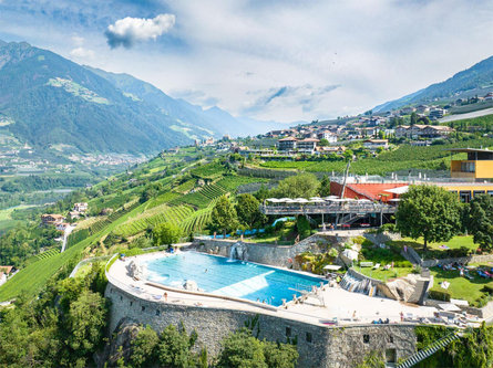 Panorama Freibad Lido Schenna Schenna 1 suedtirol.info