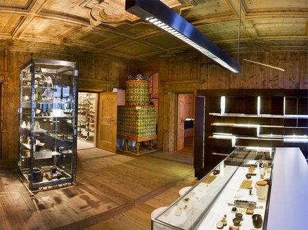 Museum of Pharmacy Brixen/Bressanone 1 suedtirol.info