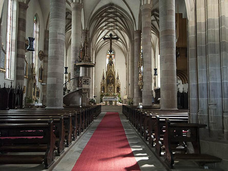 Chiesa parrocchiale di San Paolo - il duomo di campagna Appiano sulla Strada del Vino 3 suedtirol.info