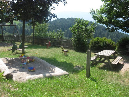 Playground in Versein Mölten/Meltina 1 suedtirol.info