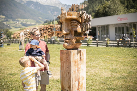 Wooden Sculpture Park Luttach/Lutago Ahrntal/Valle Aurina 3 suedtirol.info