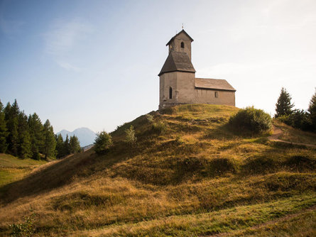 St. Vigilius Church Marling/Marlengo 2 suedtirol.info