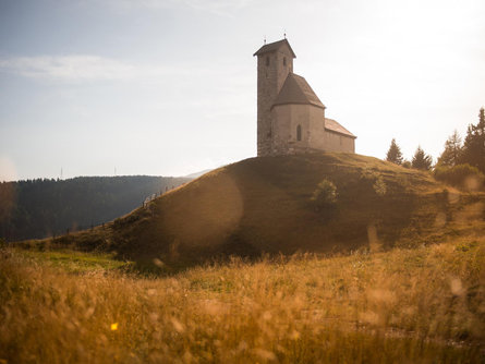 St. Vigilius Church Marling/Marlengo 4 suedtirol.info