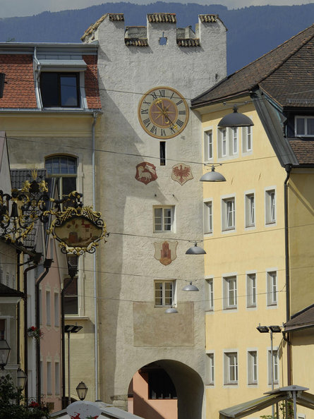 Ursuline Gate Bruneck/Brunico 2 suedtirol.info